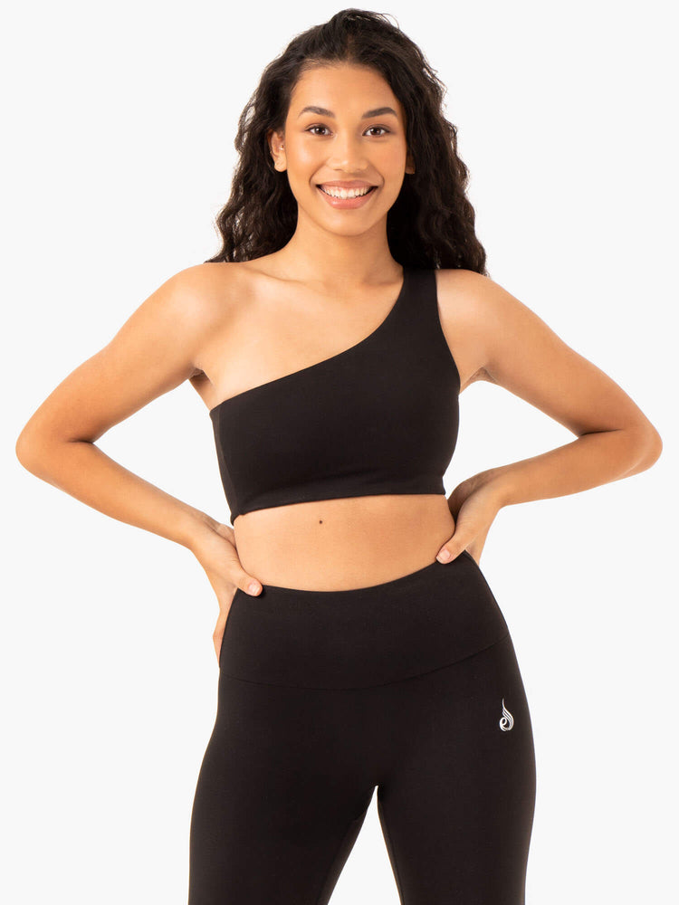 Топ ADAPT One Black